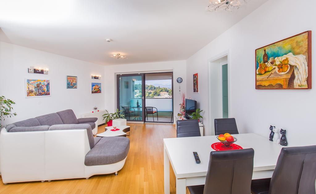 Bay View Apartment Fantastik Дубровник Екстериор снимка
