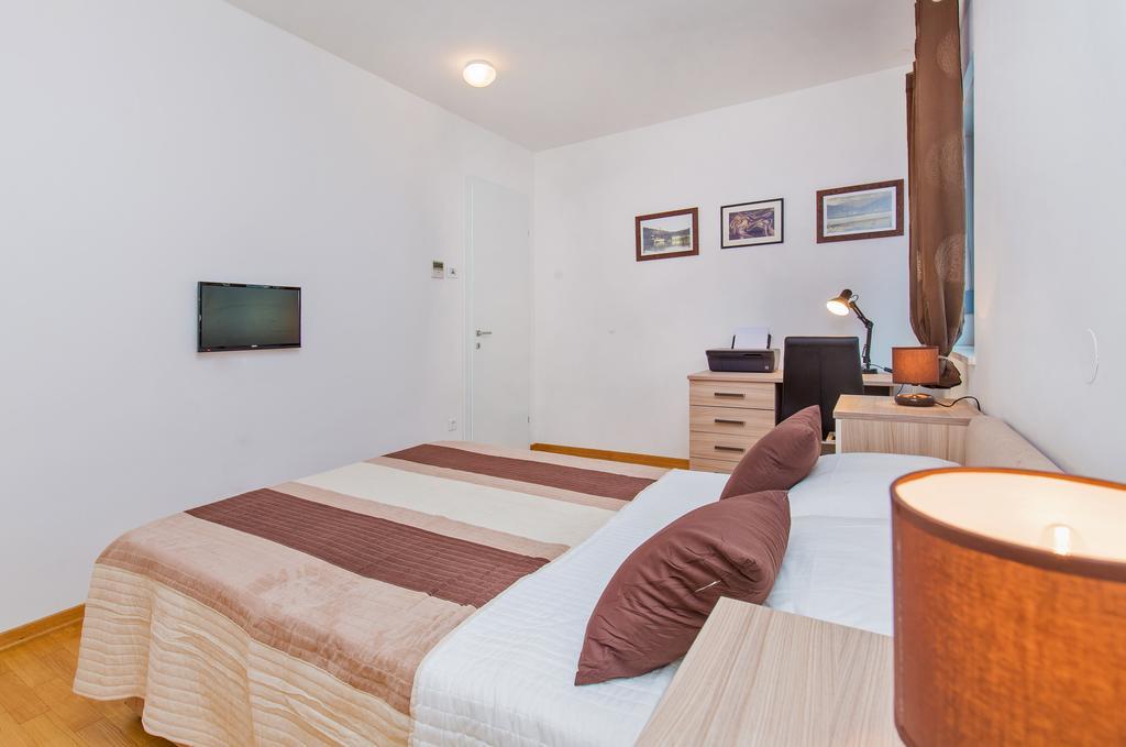 Bay View Apartment Fantastik Дубровник Екстериор снимка